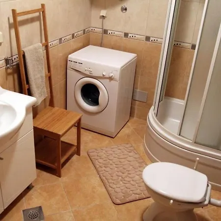 Petrunjela - Two Bedroom With Balcony And City View *