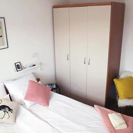 Petrunjela - Two Bedroom With Balcony And City View Διαμέρισμα *