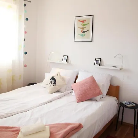 Petrunjela - Two Bedroom With Balcony And City View * Mlini